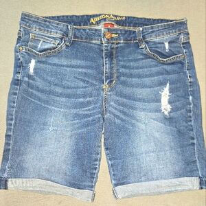 Arizona Jeans: EUC, Vintage Y2K Bermuda Jean Shorts, Size:15, Cuffed, Whiskered